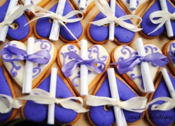 Biscotti con auguri: master-class