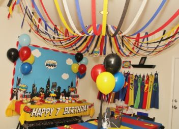 Compleanno per bambini in stile "Supereroi": decorzione e dettagli