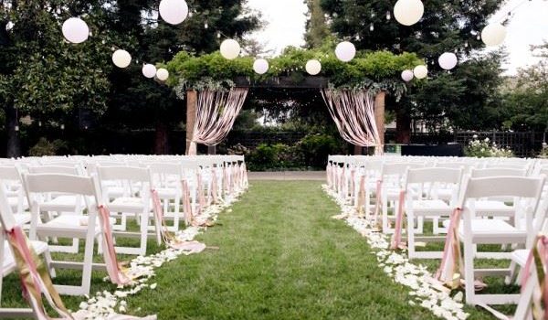 Matrimonio nel giardino: 20 idee su decorazione