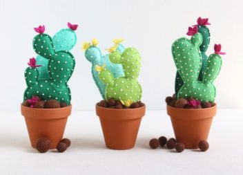Pot giocattolo con il cactus per camera da bambini: master-class