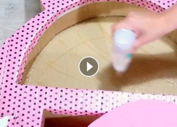 Mensola di carta per le ragazze: creazione con video-lezione