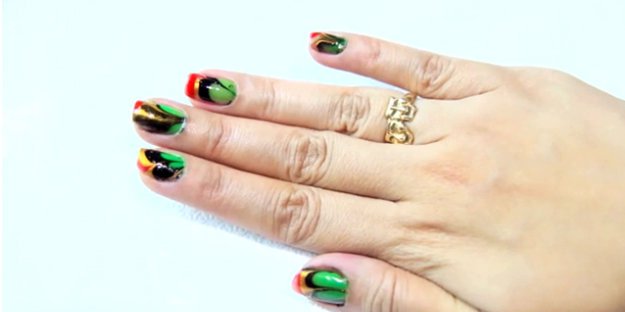 Manicure con l'acqua