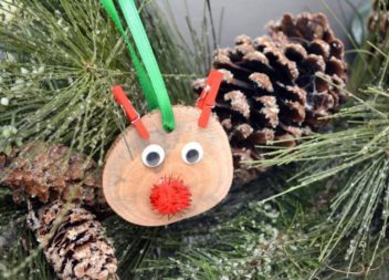 Cervo di legno: un'idea per le feste