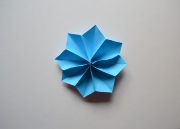 Fiore di carta: lezione origami