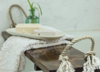 Tavolo da vasca: relax con comfort
