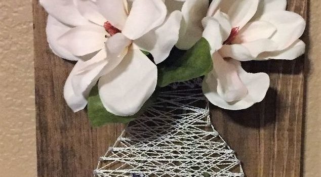 Decorazione con fili: vaso di primavera