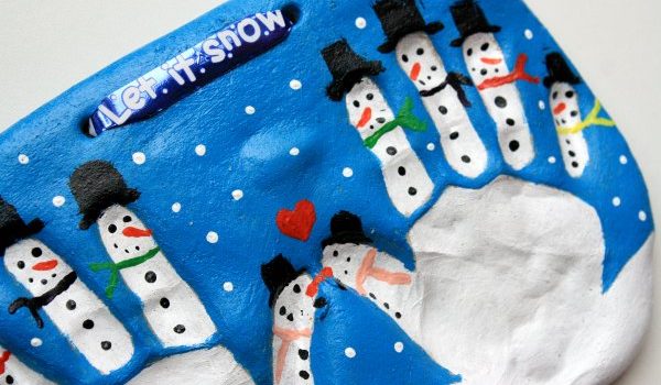 L'idea di Capodanno: impronte di mani