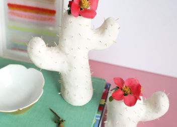 Vaso-cactus fatto di argilla polimerica