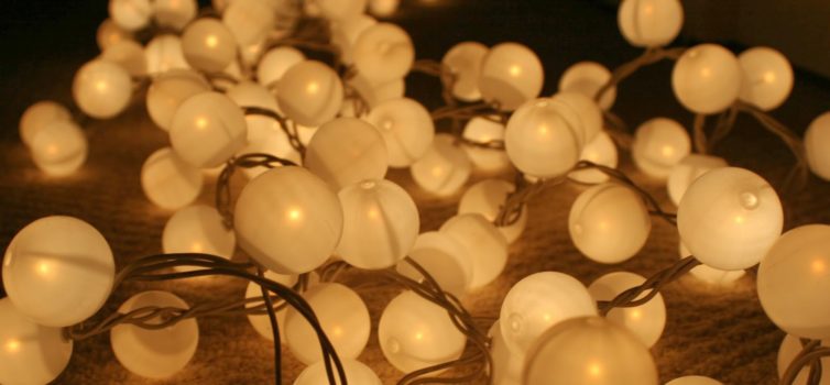 Ghirlanda dalle palline per ping pong