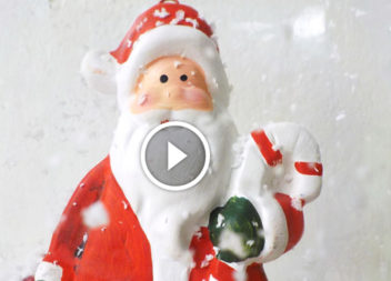 Babbo Natale da una bottiglia di plastica