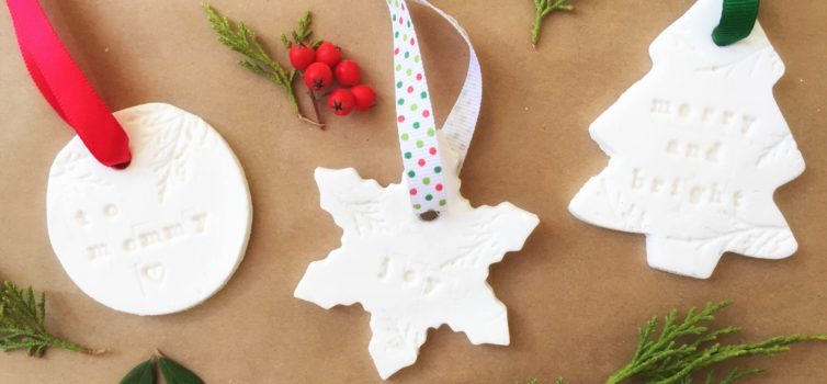 Decorazioni Natalizie fatte di pasta salata