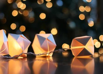 L'arredamento della ghirlanda: scatole di origami