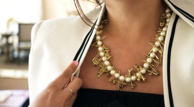 Collana elegante: forcina inglese per accessori